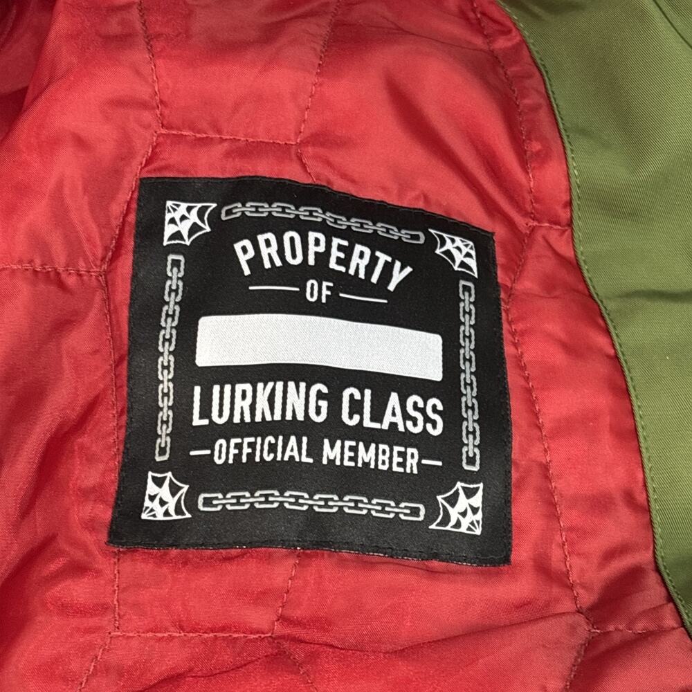 Lurking Class by Sketchy Tank Bomber Jacket Green Skull Patches Men's Large - Picture 10 of 14